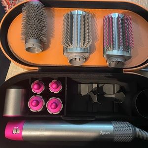 Dyson air wrap with box